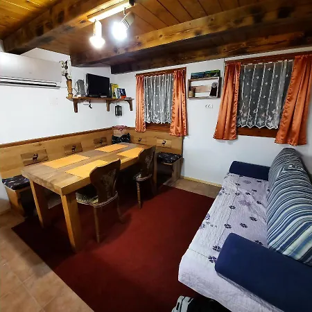 Jelenov Breg Pod Matajurem Villa Kobarid Room photo